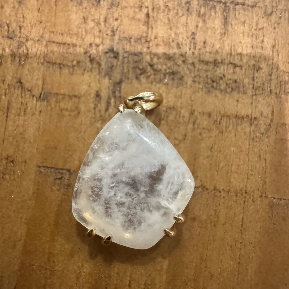 Stella & Dot Intention Charm - White